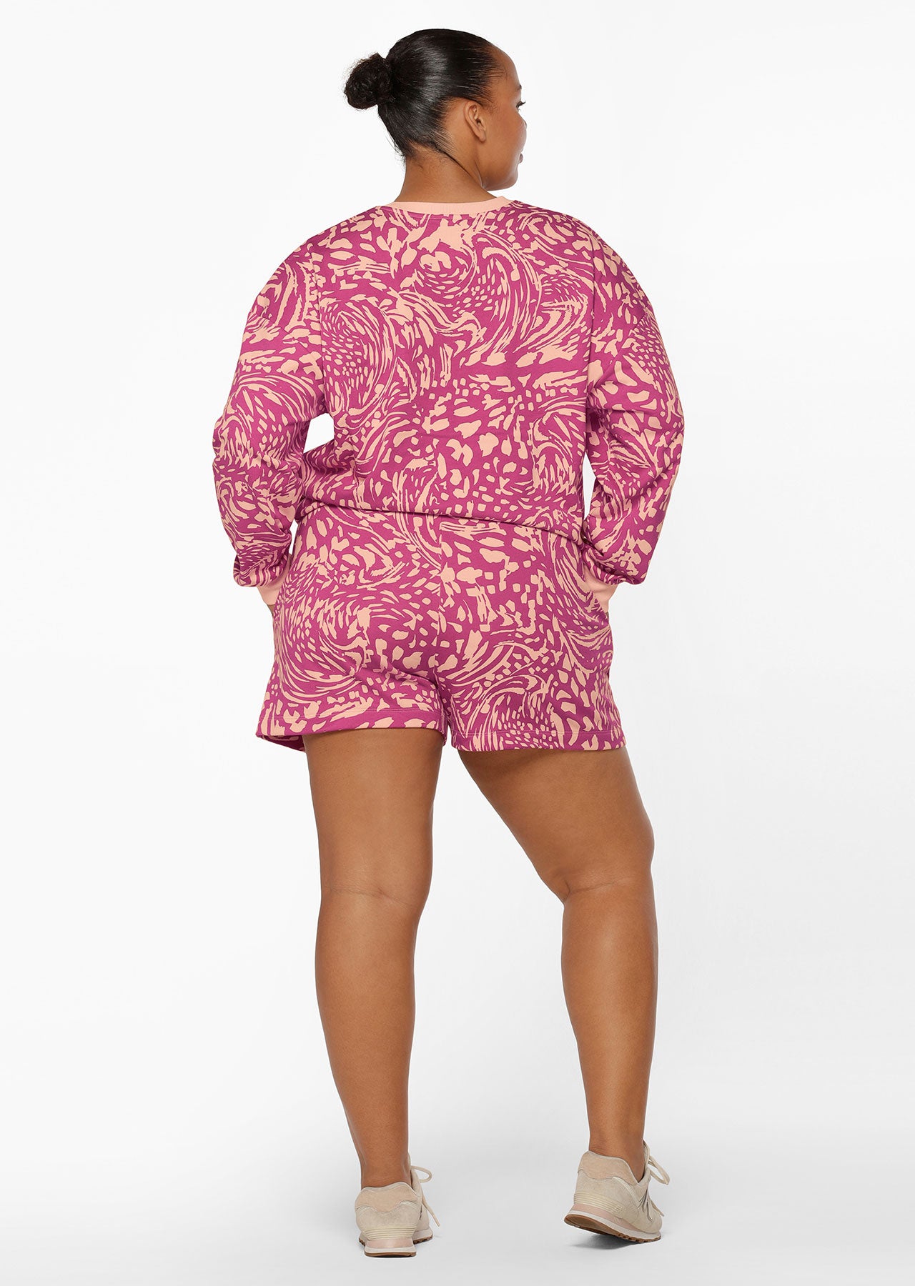 Lorna Jane Abstract Sweat Shorts - Hyper Abstract Print