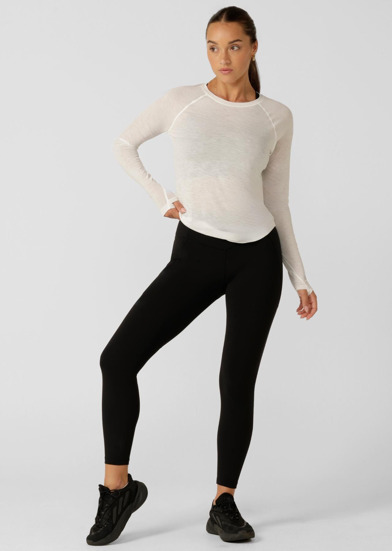 Lorna Jane On The Run Long Sleeve Top - Porcelain