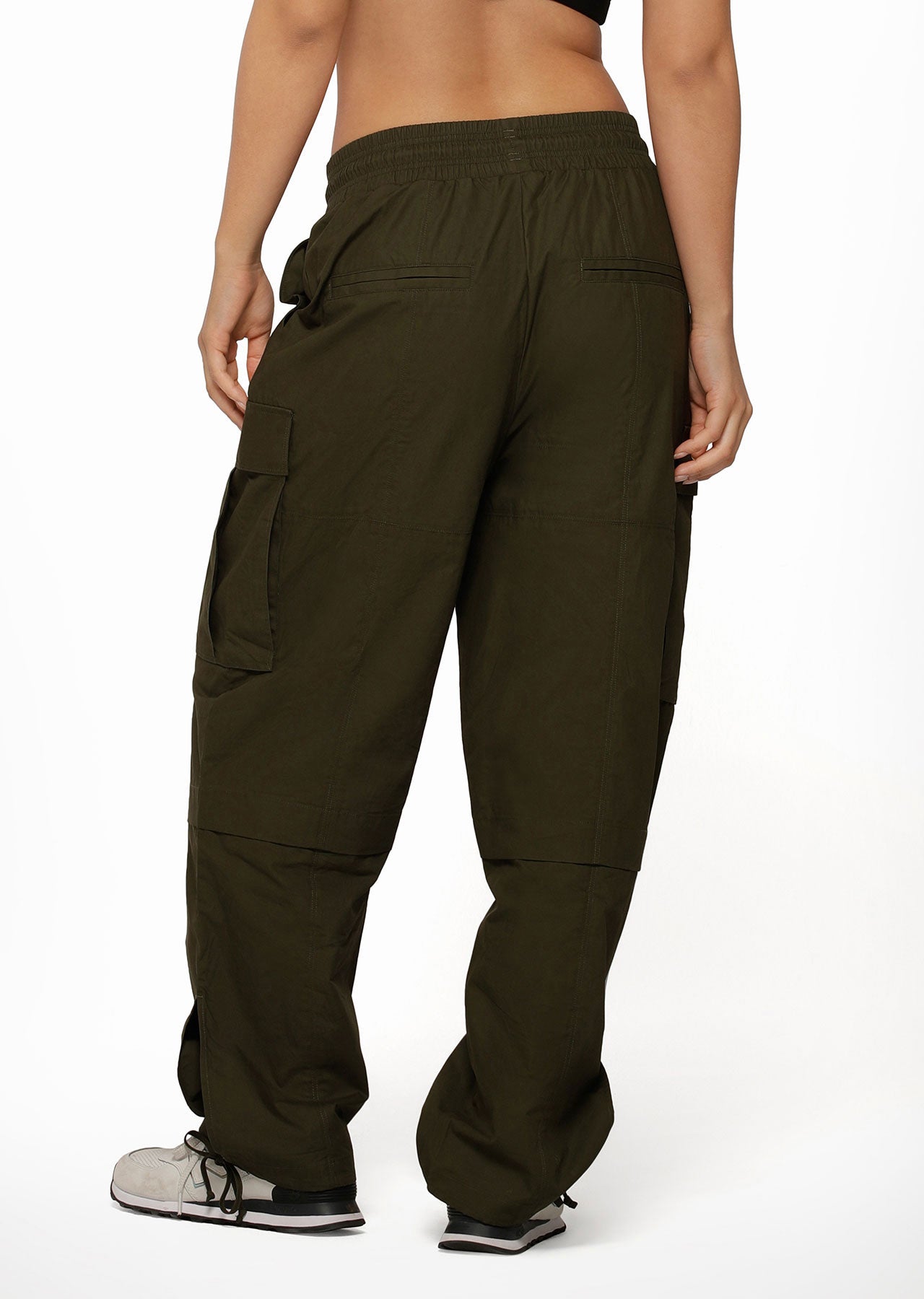 Lorna Jane Athleisure Cargo Pants - Luxury Green
