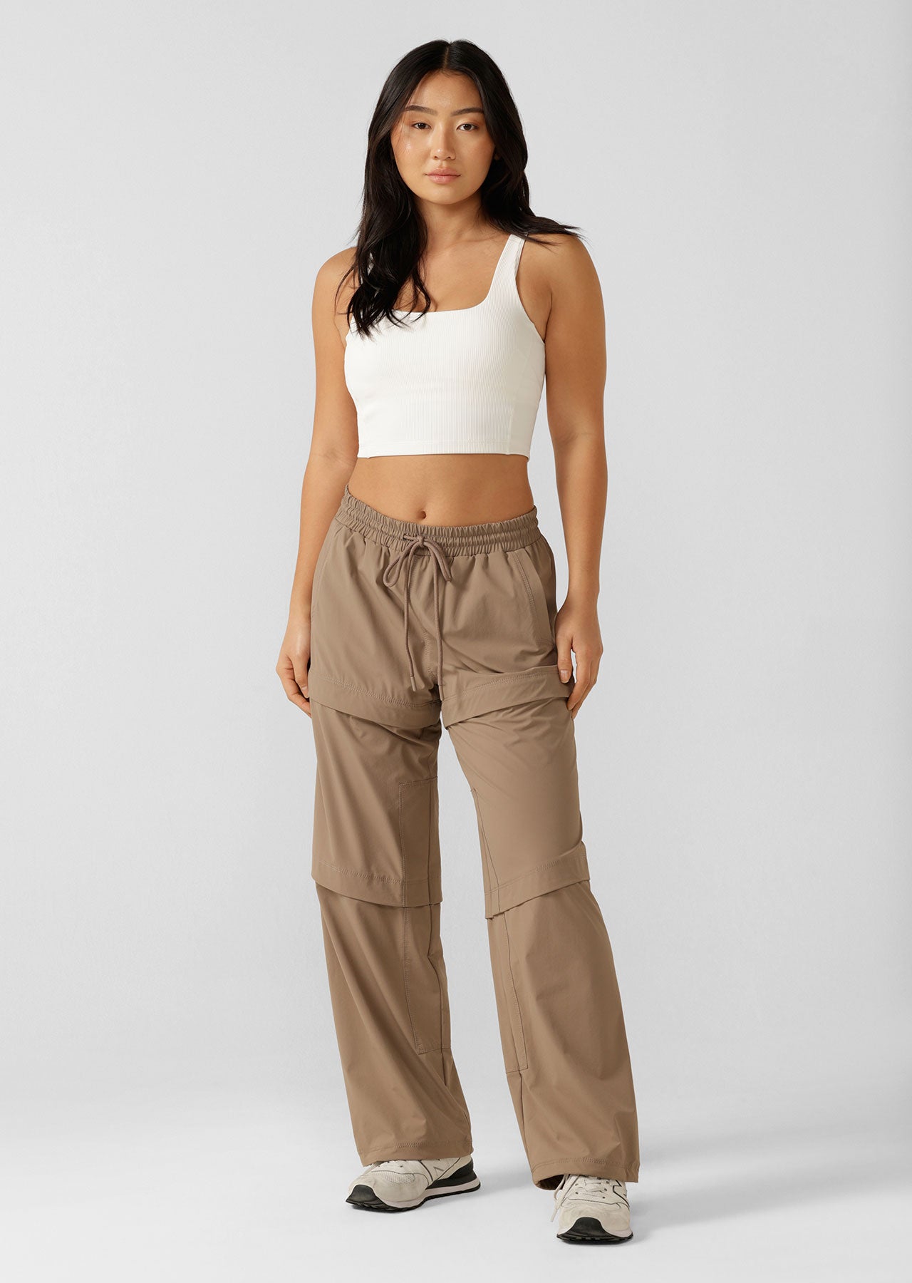 Lorna Jane Zip Off Anti-Abrasion Phone Pocket Cargo Pants - Bone