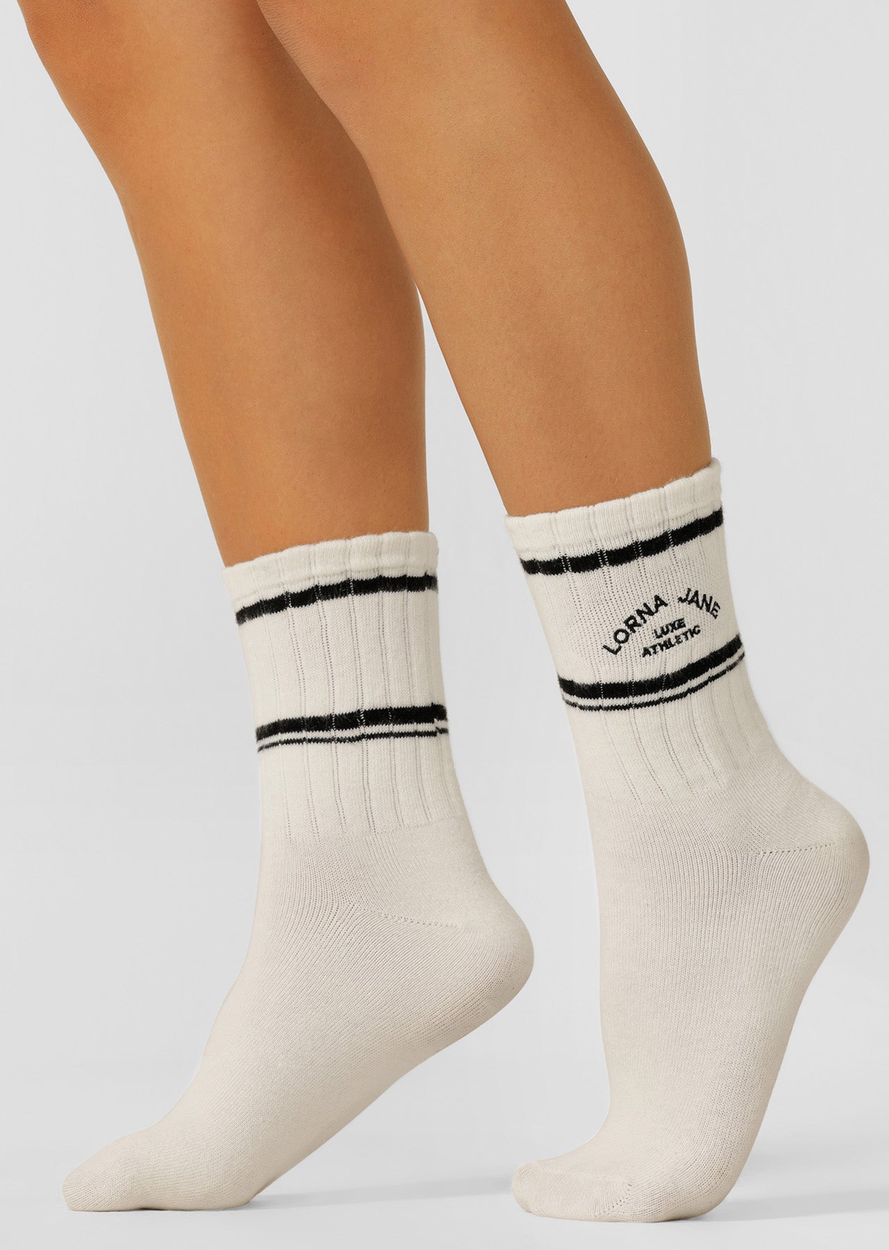 Lorna Jane Lotus Limited Edition Quarter Crew Socks - Porcelain