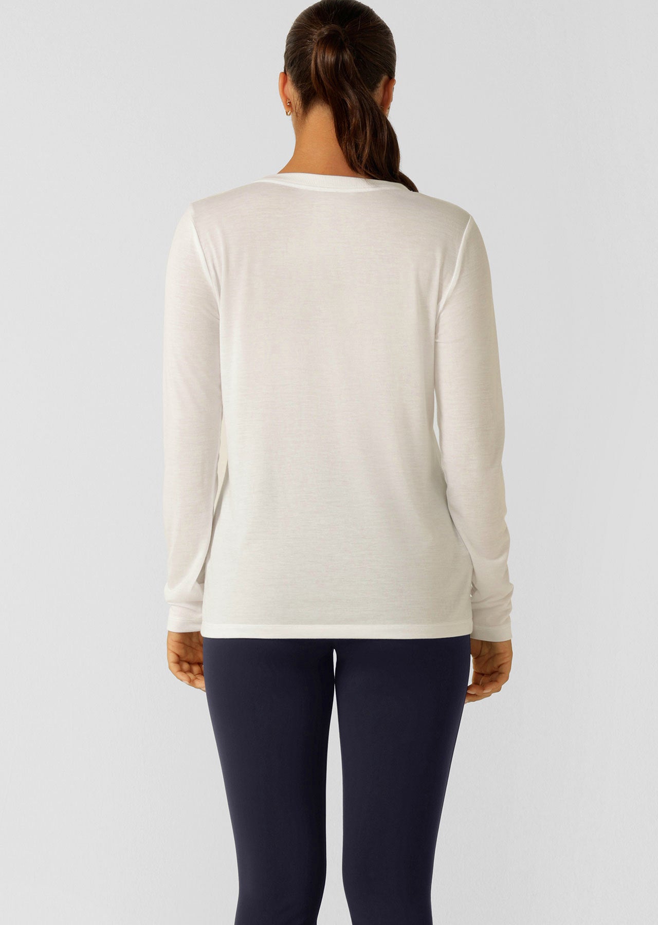 Lorna Jane Lotus Long Sleeve Top - Porcelain
