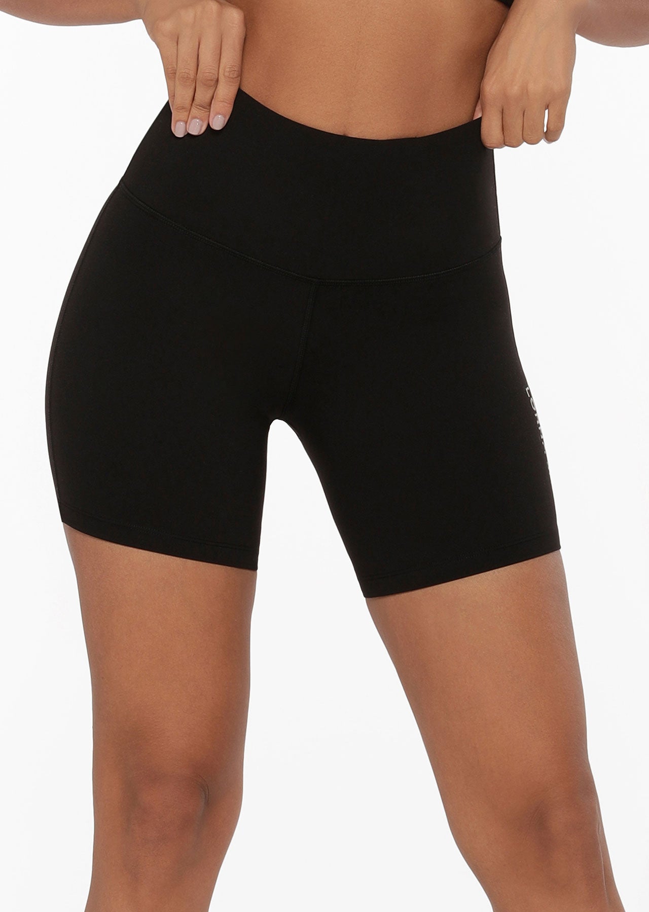 Lorna Jane Lotus No Chafe 16cm Bike Shorts - Black