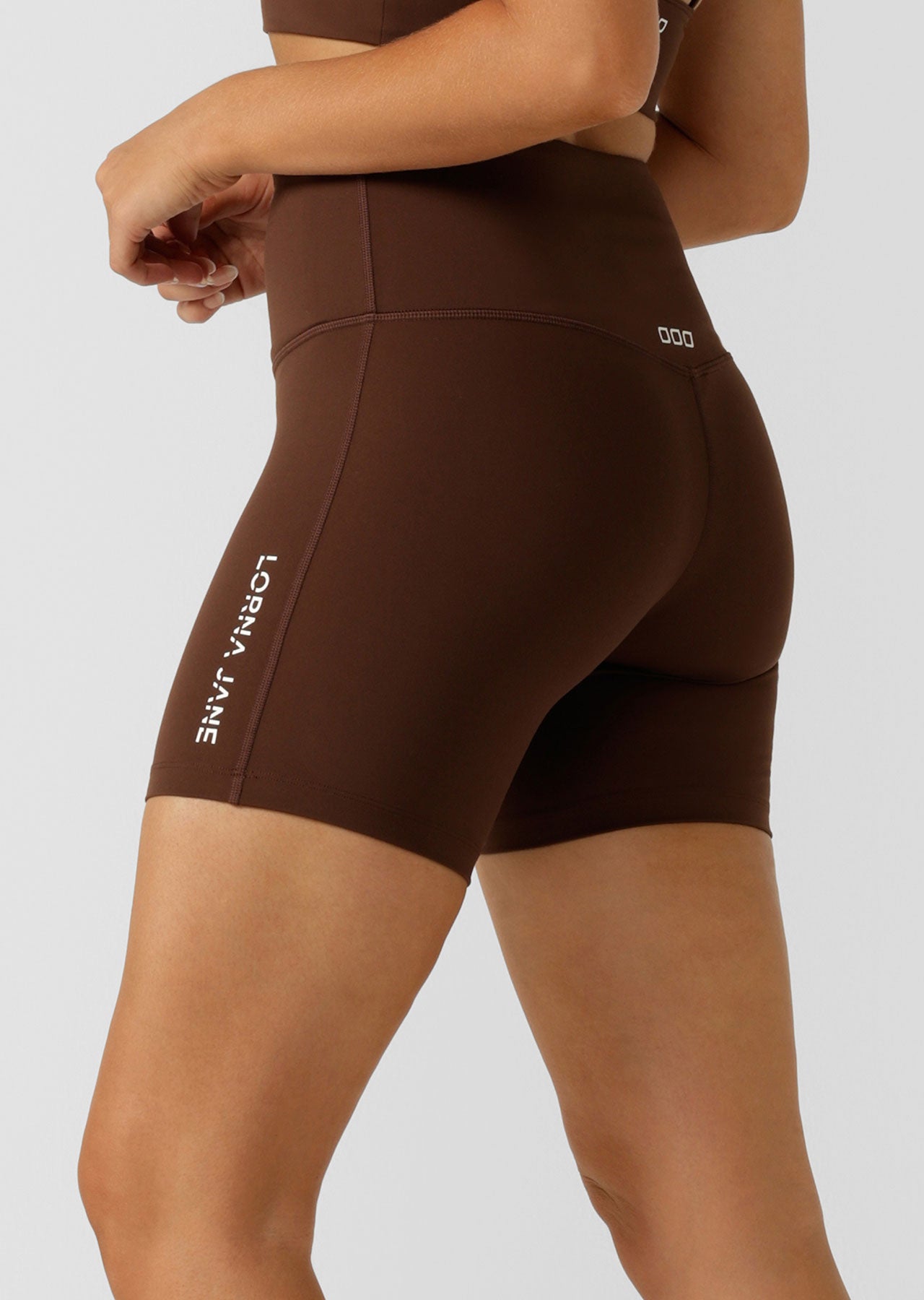 Lorna Jane Lotus No Chafe 16cm Bike Shorts - Espresso