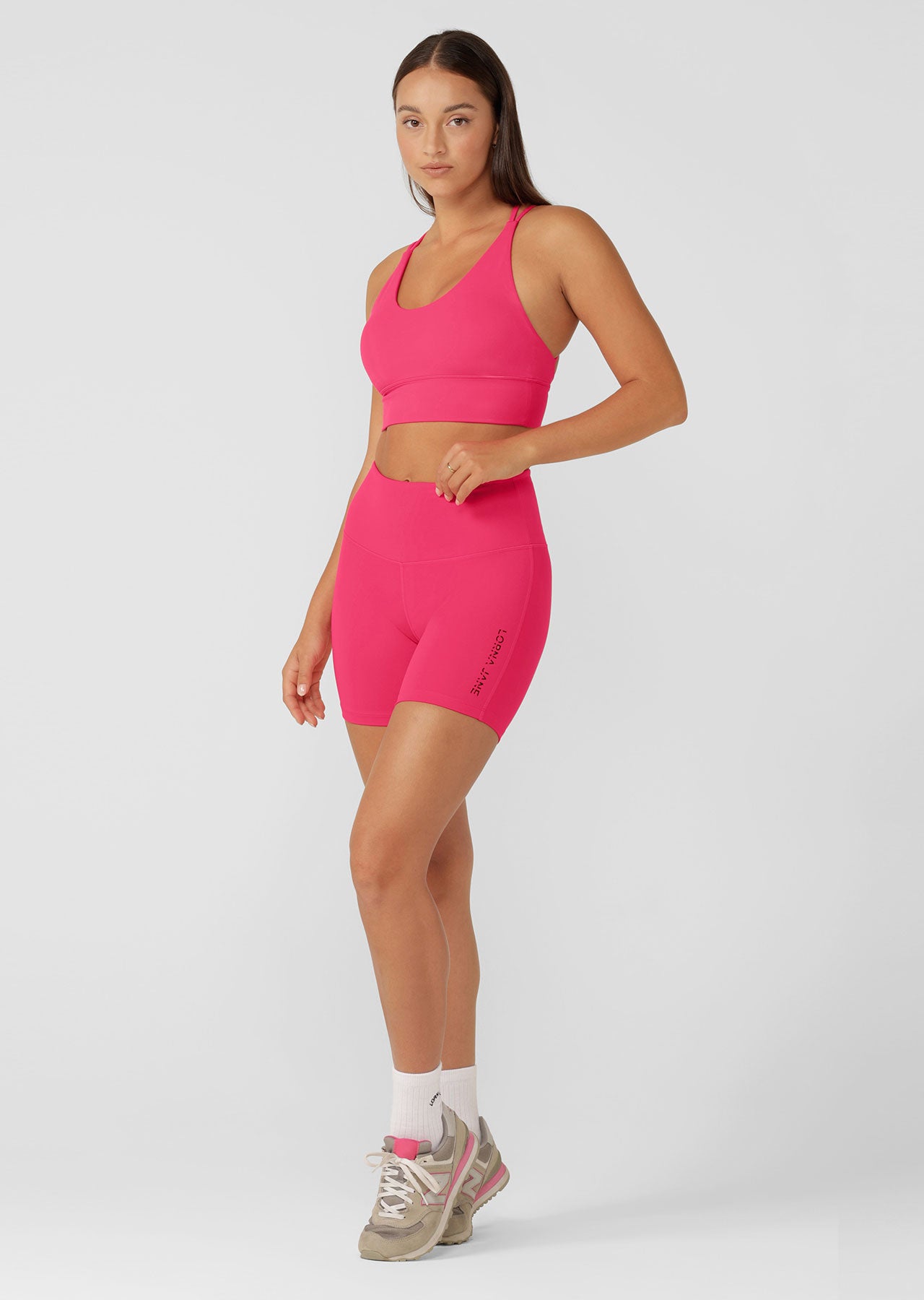 Lorna Jane Lotus No Chafe 16cm Bike Shorts - Neon Raspberry