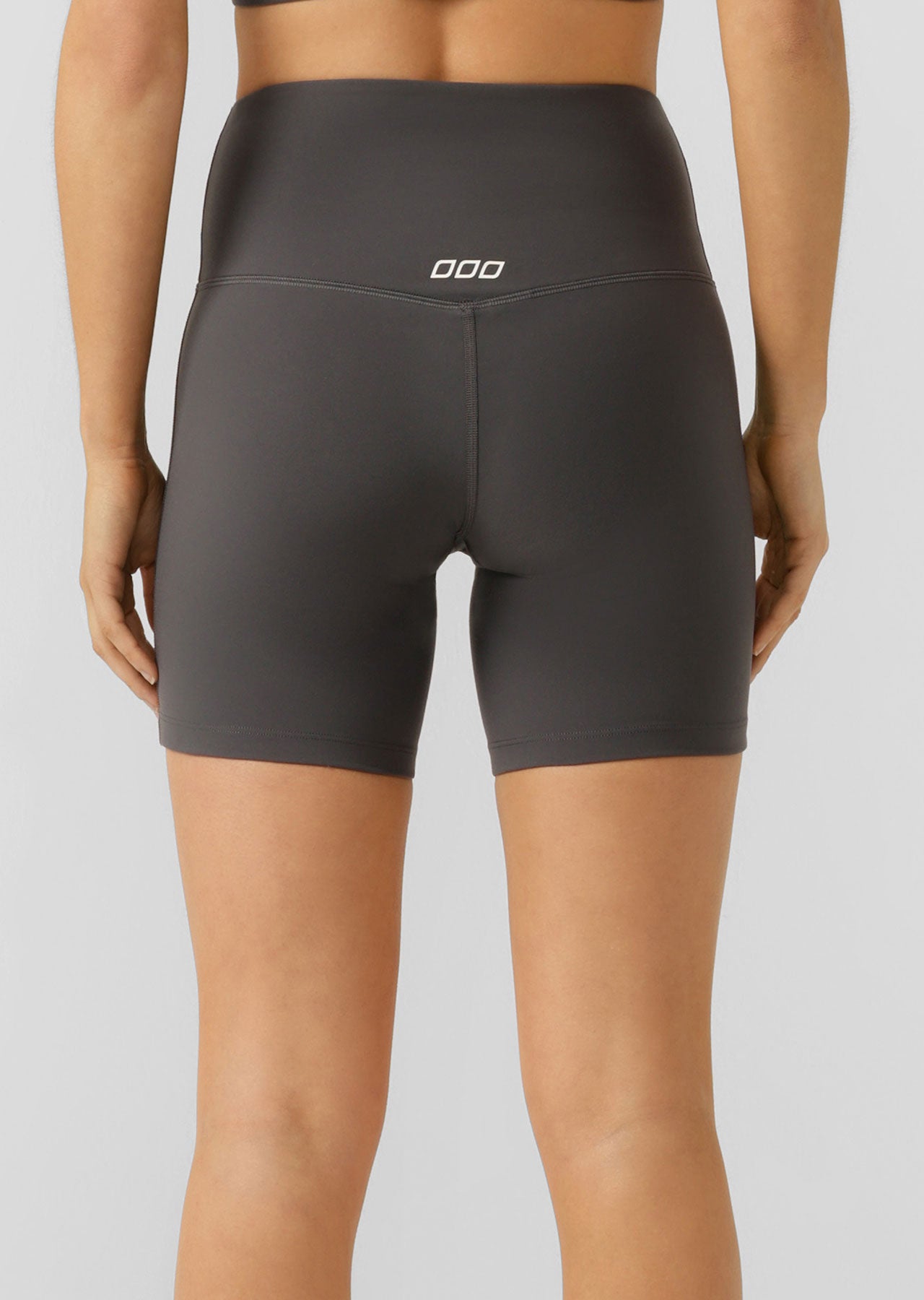 Lorna Jane Lotus No Chafe 16cm Bike Shorts - Titanium