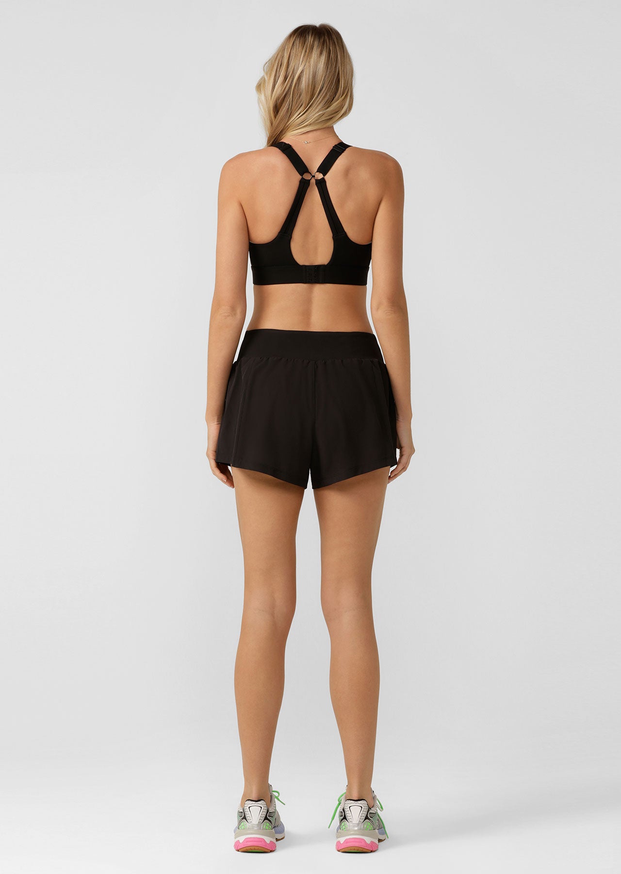 Lorna Jane Amy Stretch & Stride Pocket Run Shorts - Black
