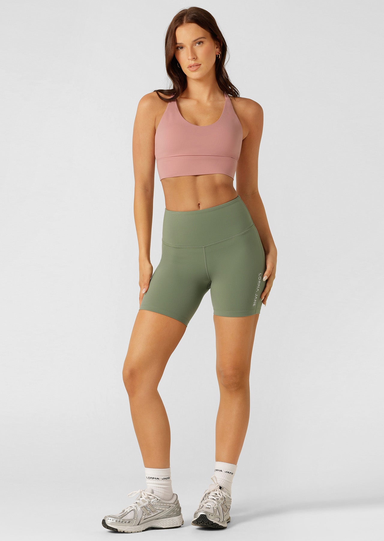 Lorna Jane Lotus No Chafe Phone Pocket 16cm Bike Shorts - Light Khaki