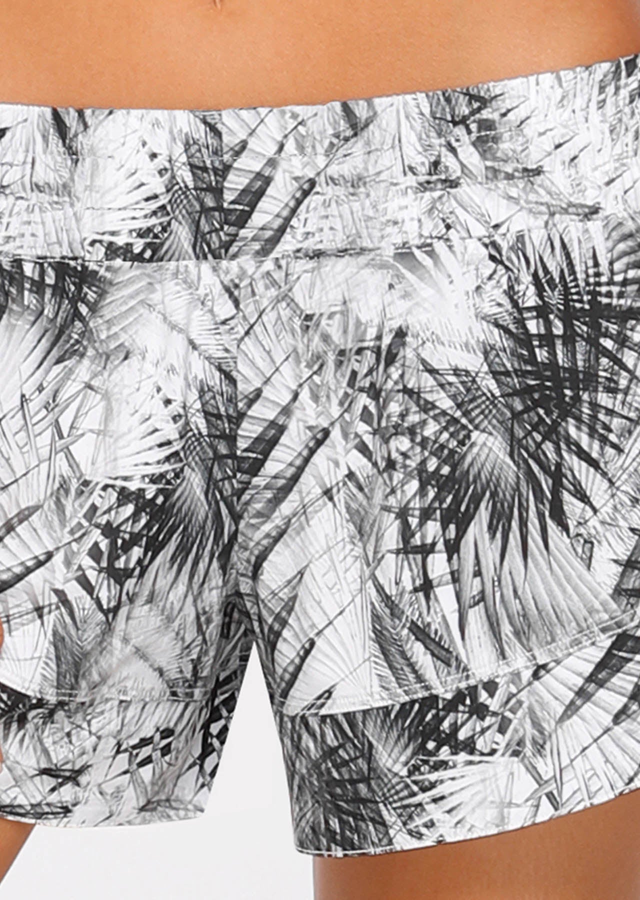 Lorna Jane Ace Run Shorts - Tropical Print