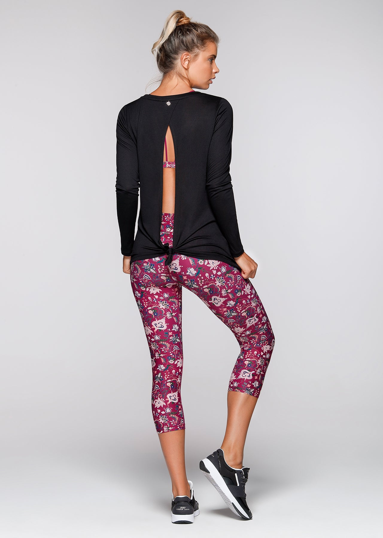 Lorna Jane Enlighten L/Slv Top - Black