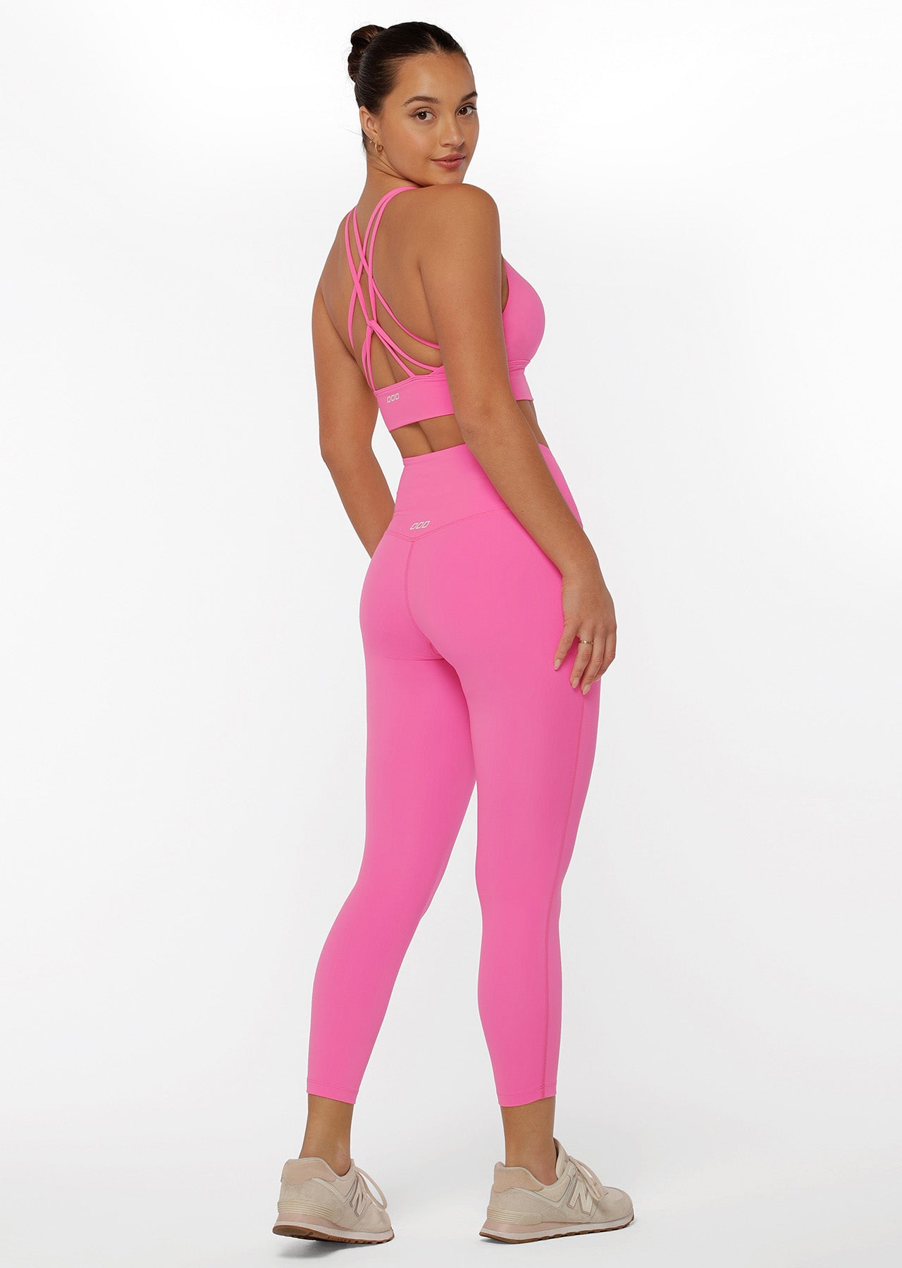 Lorna Jane Lotus No Chafe Ankle Biter Leggings - Milkshake
