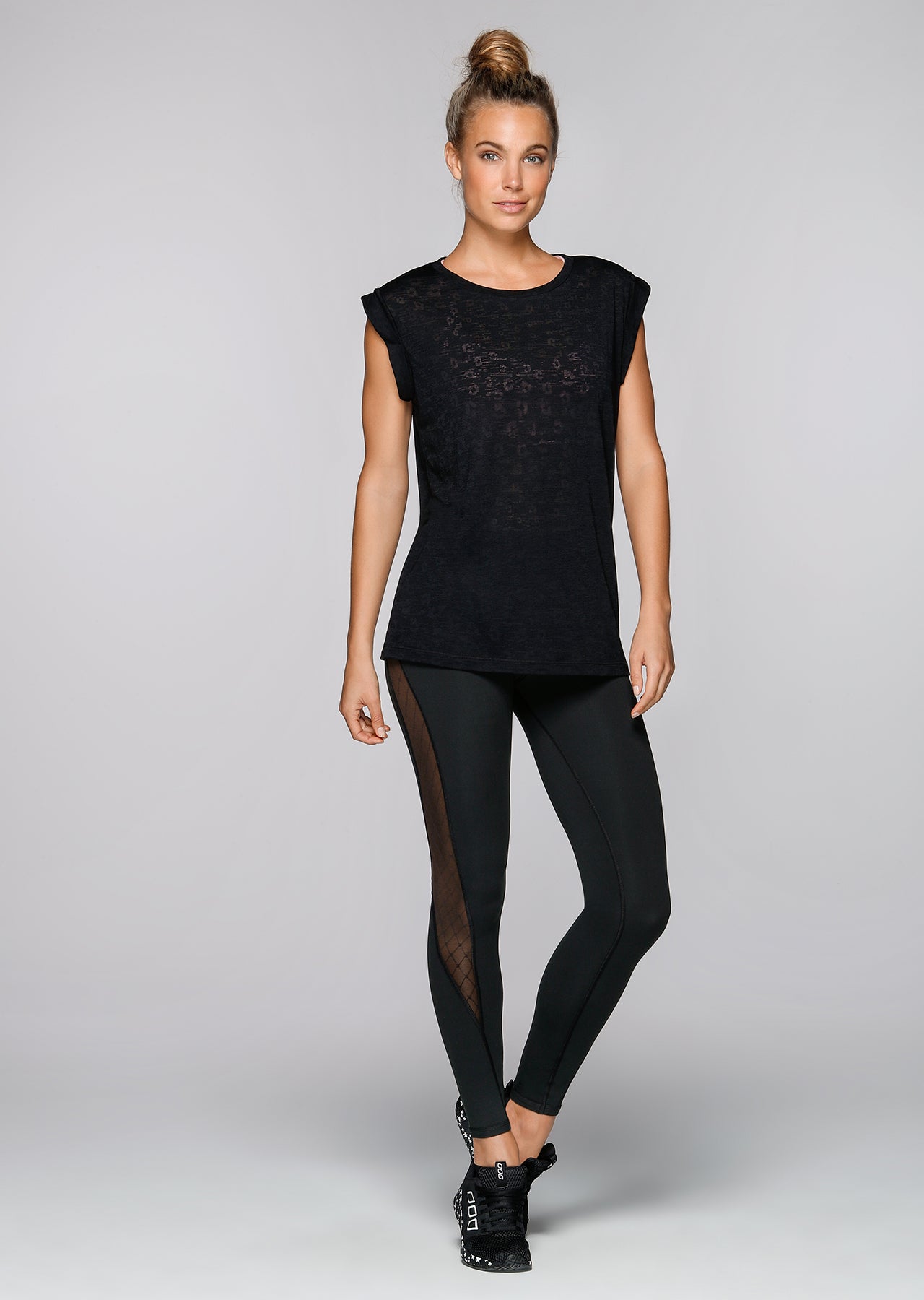 Lorna Jane Pretty Leopard Burnout Tee - Black