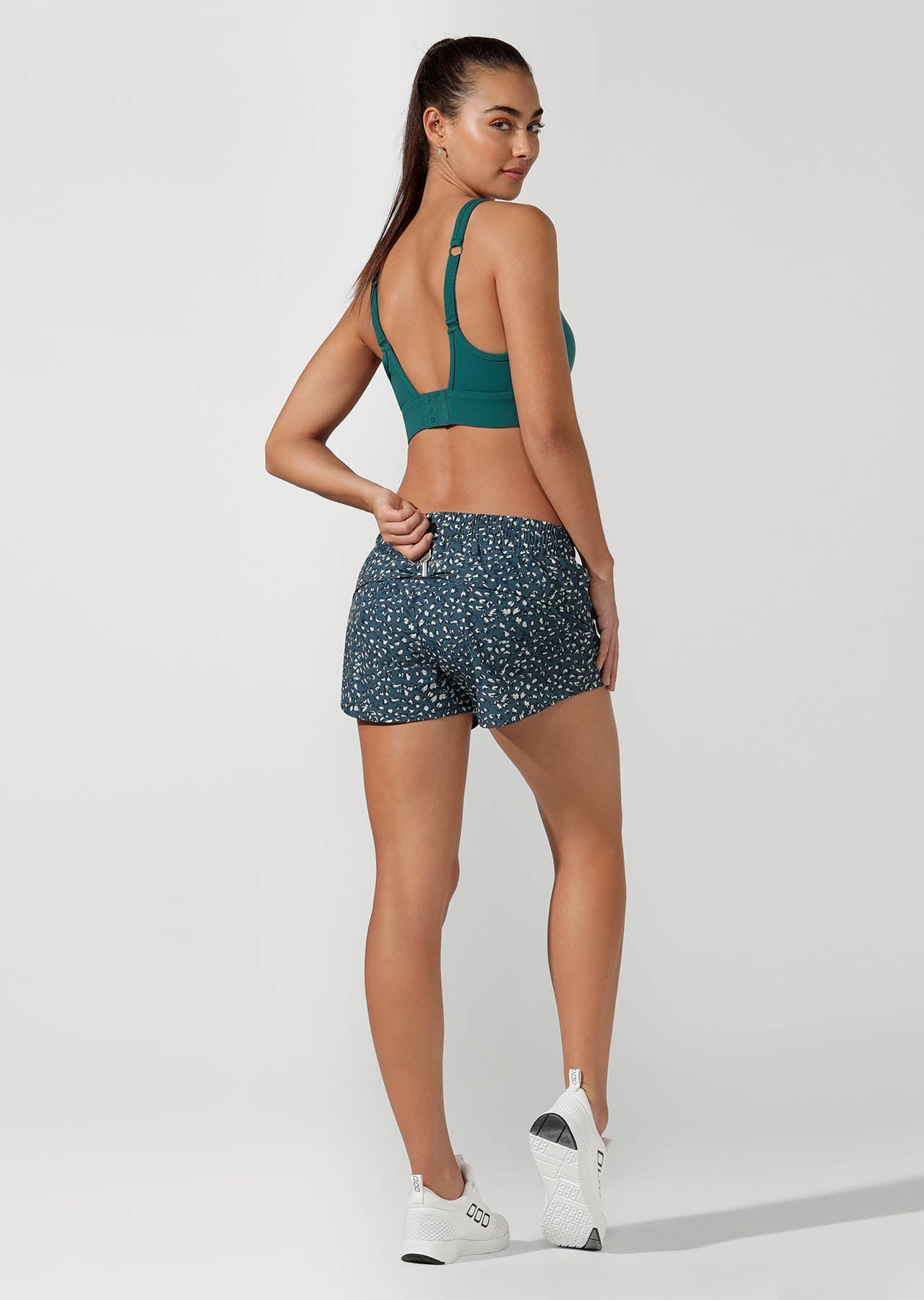Lorna Jane Wild Run Shorts - Wild Print