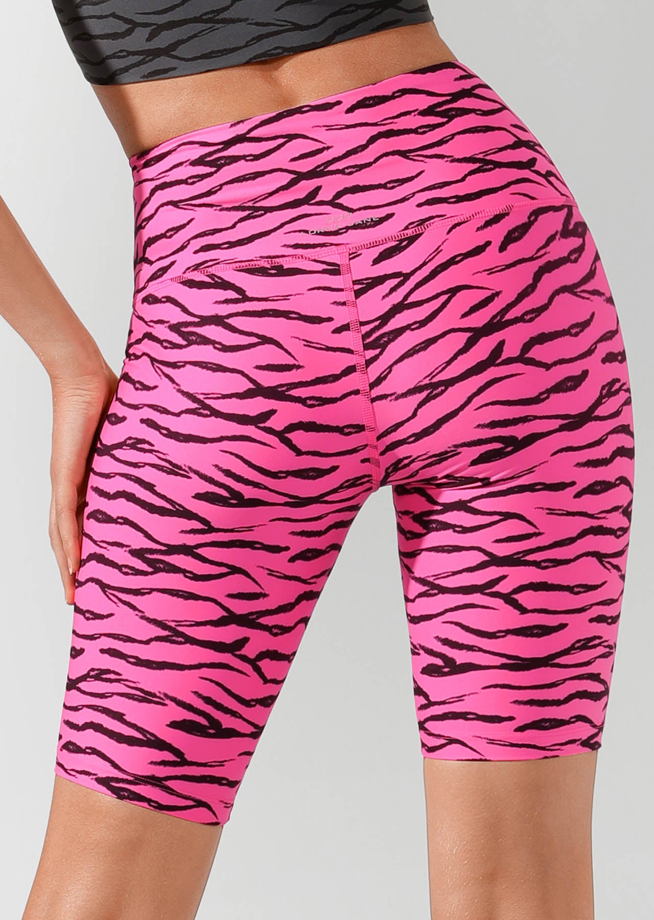 Lorna Jane Zebra Bike Shorts - Rosa Shocking/Zebra Print