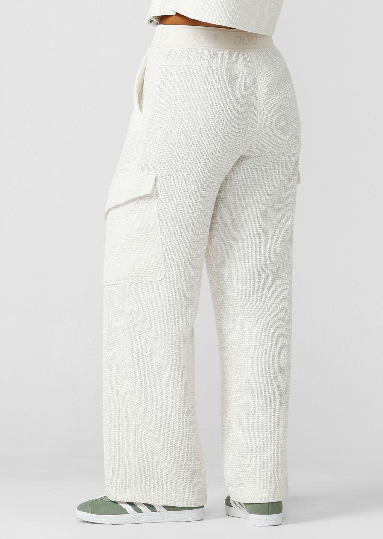 Lorna Jane Apres Sport Boucle Cargo Pants - Porcelain