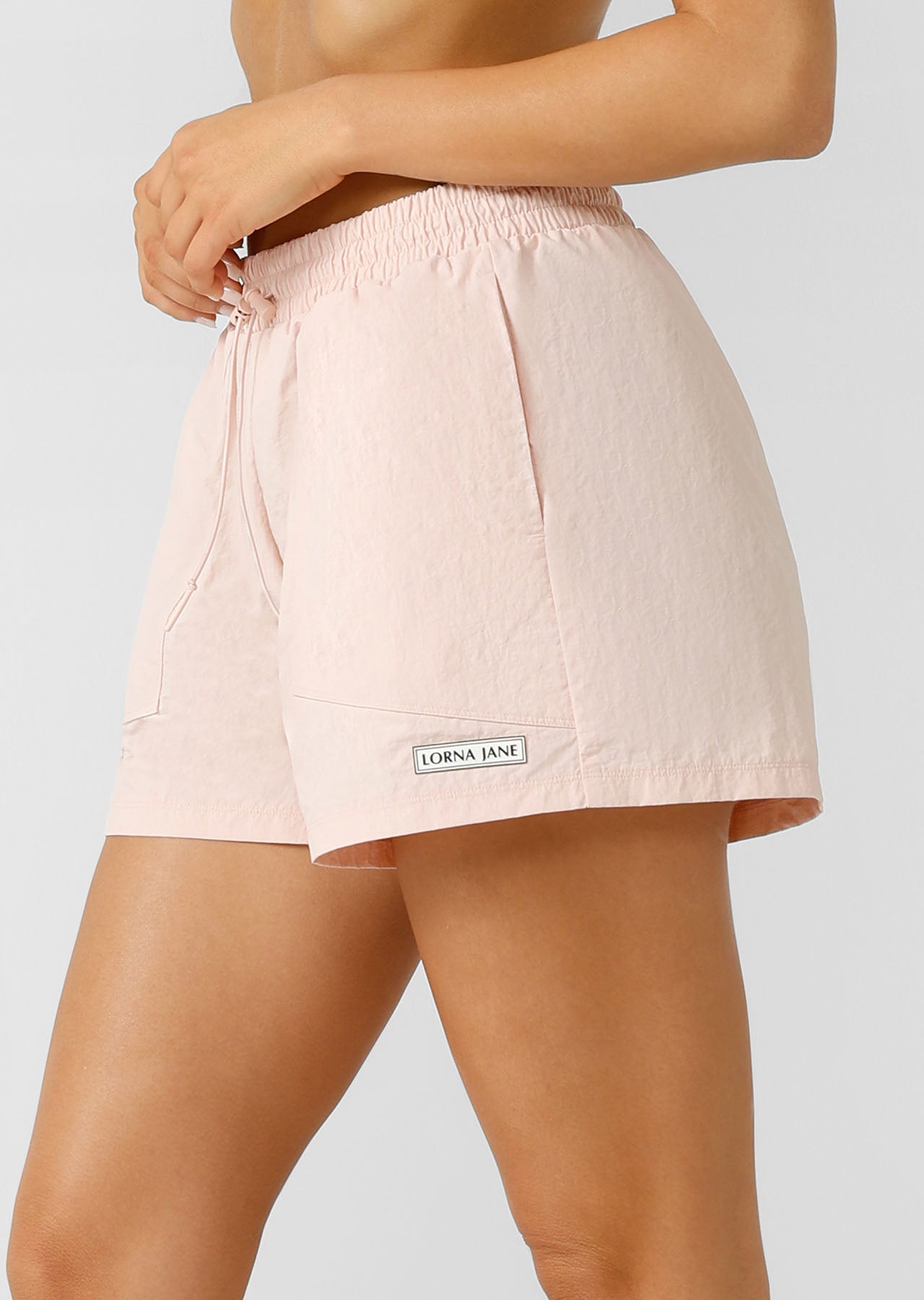Lorna Jane Weightless Active Shorts - Sunkissed Peach