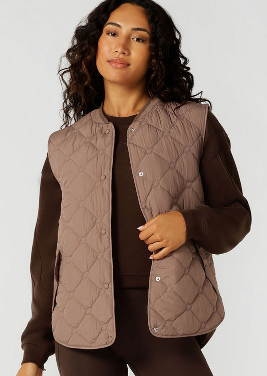 Lorna Jane Iconic Quilted Longline Vest - Bone