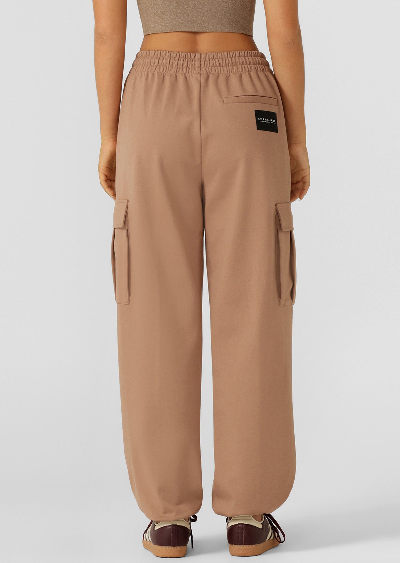 Lorna Jane Off Duty Cargo Pants - Walnut