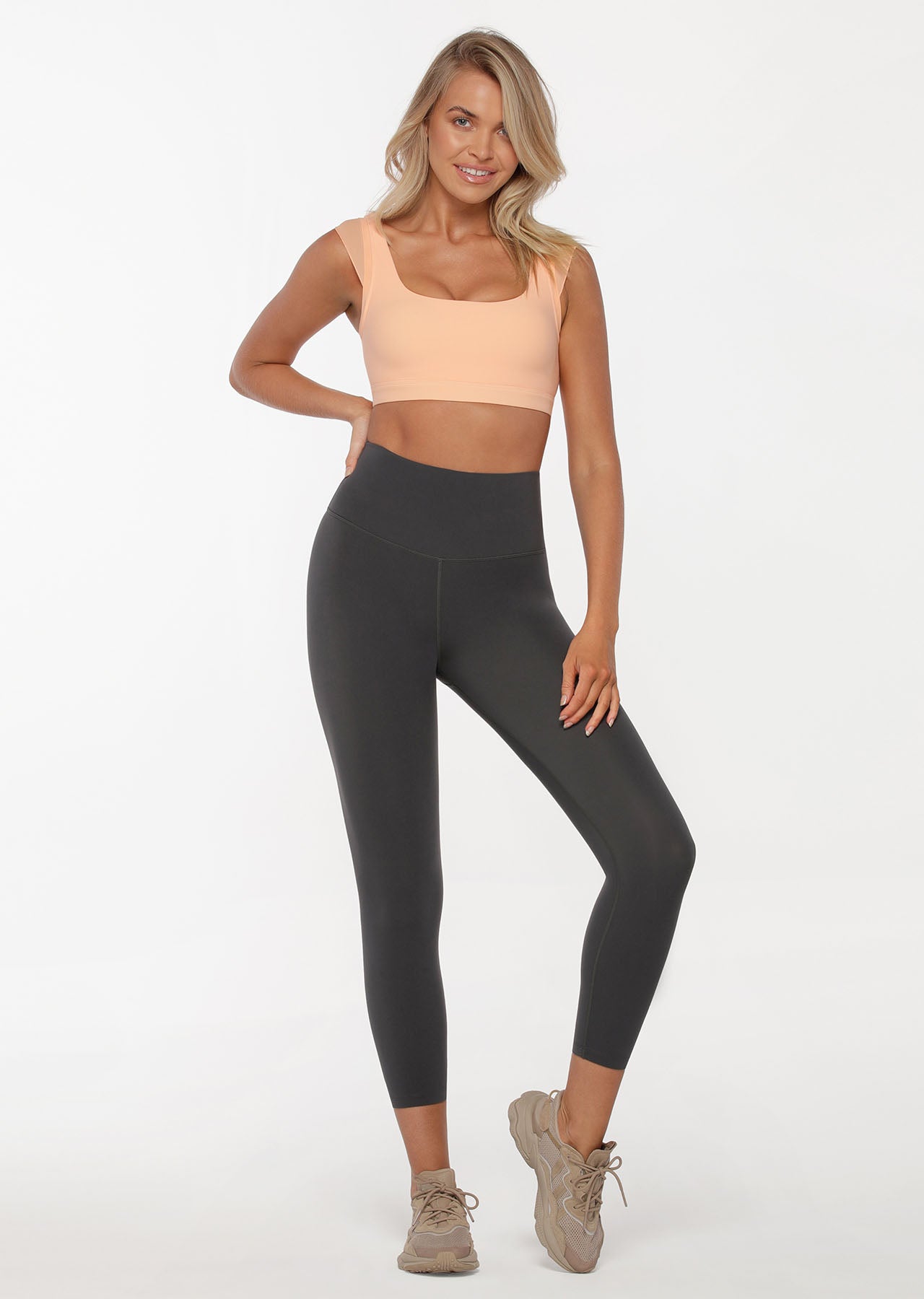 Lorna Jane Accentuate Sports Bra - Peachy Keen