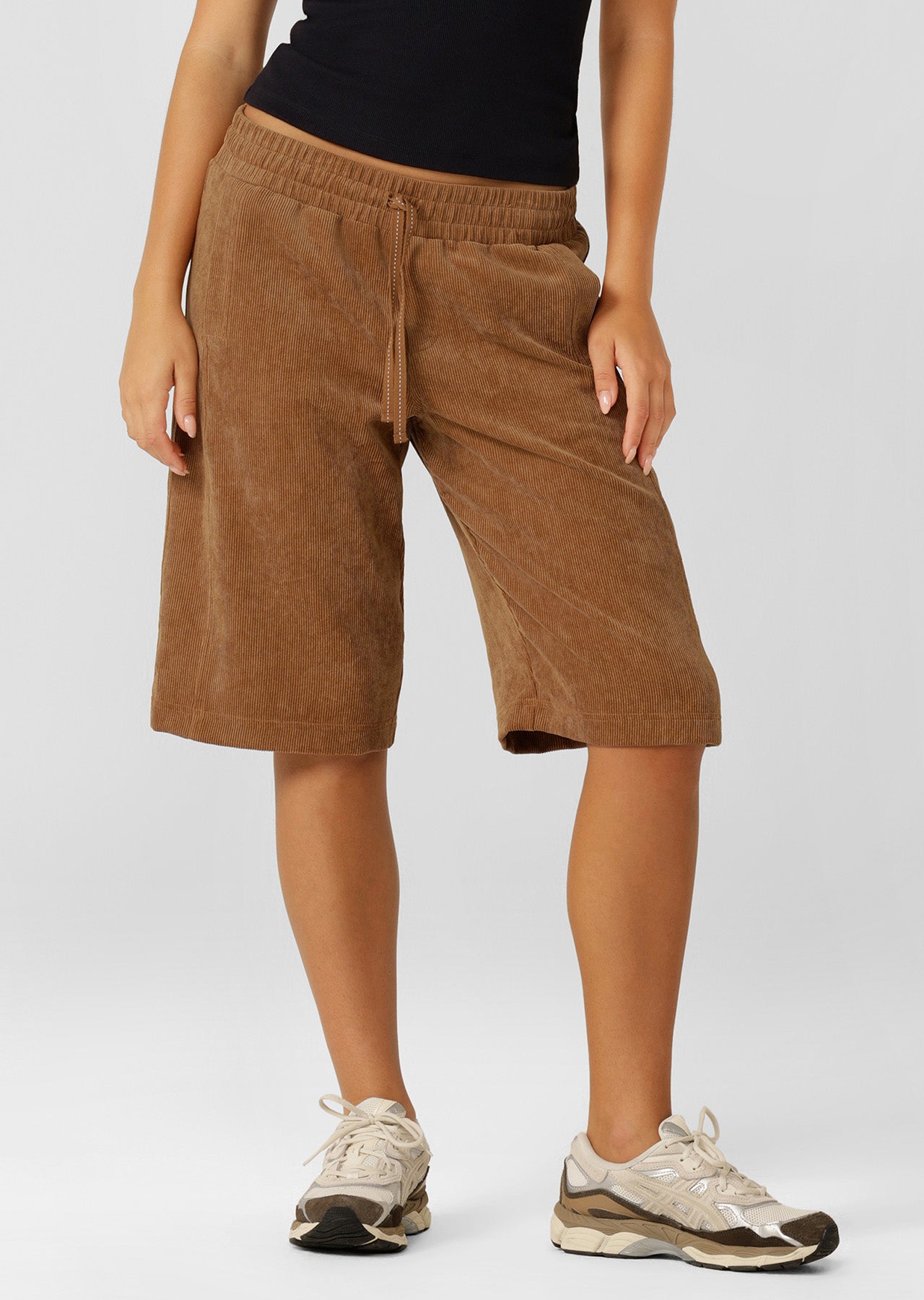 Lorna Jane Limited Edition Cord Flashdance 3/4 Shorts - Caramelised Sugar