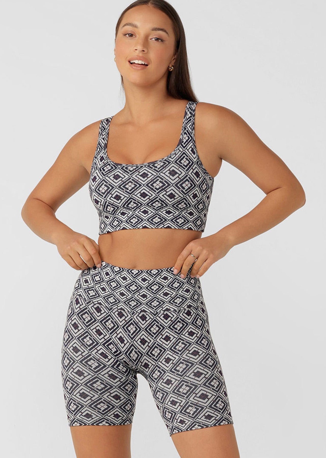 Lorna Jane Rally Seamless Longline Sports Bra - Retro LJ Check Jacquard