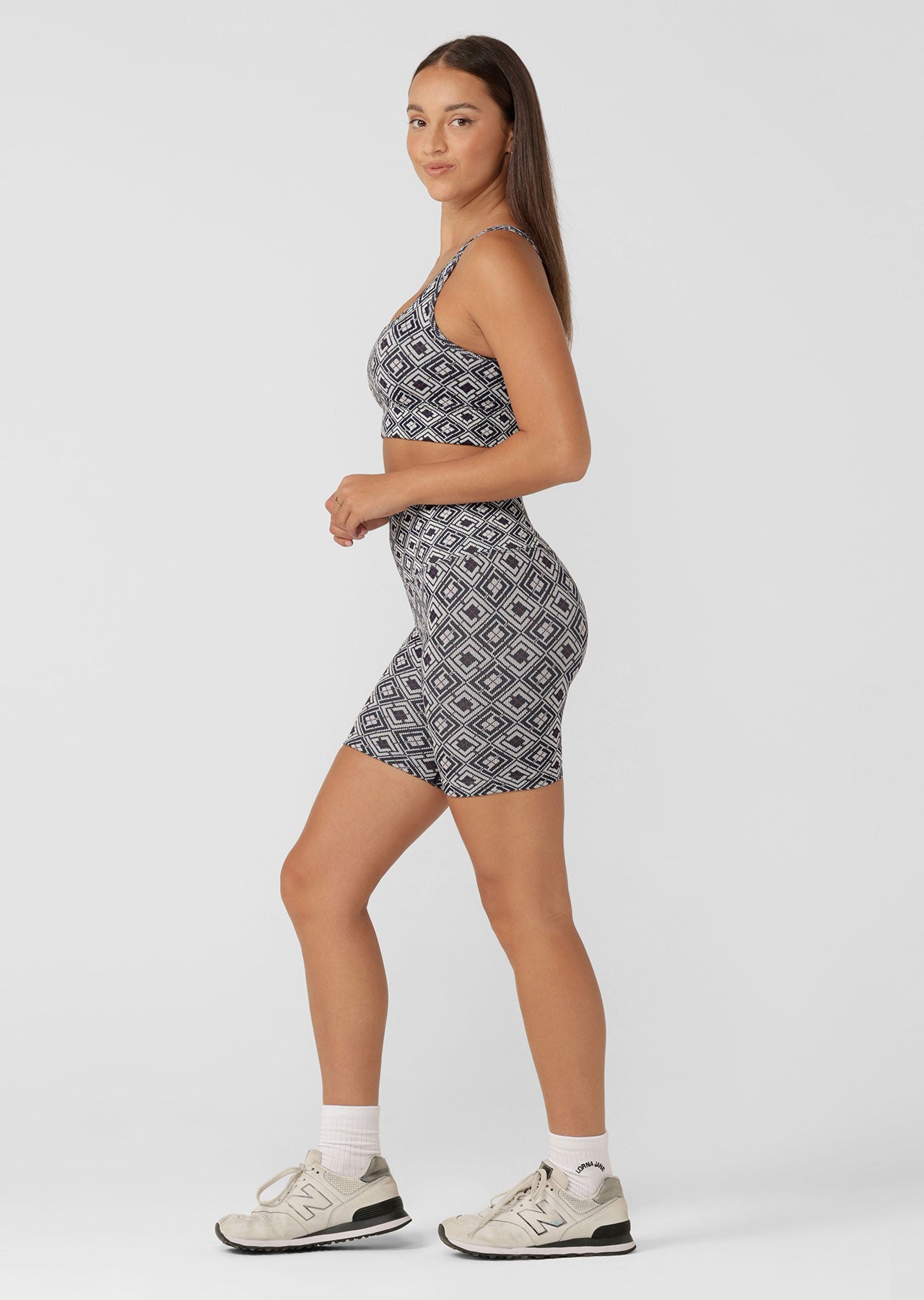 Lorna Jane Rally Seamless Bike Shorts - Retro LJ Check Jacquard
