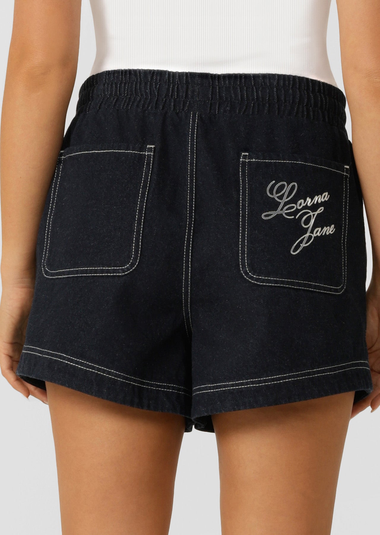 Lorna Jane Off Duty Denim Pull On Shorts - French Navy