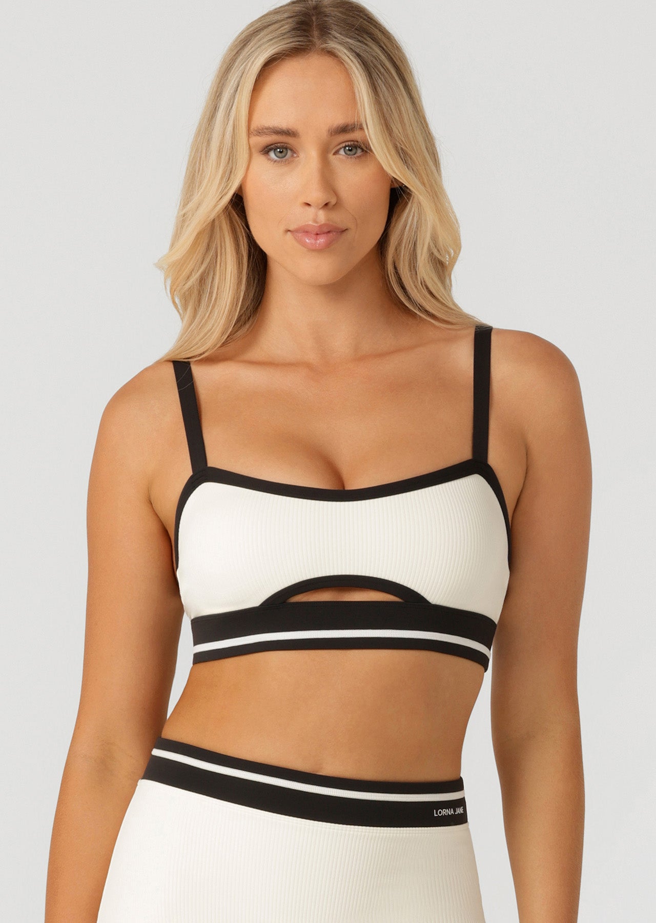 Lorna Jane Drift Sports Bra - Porcelain