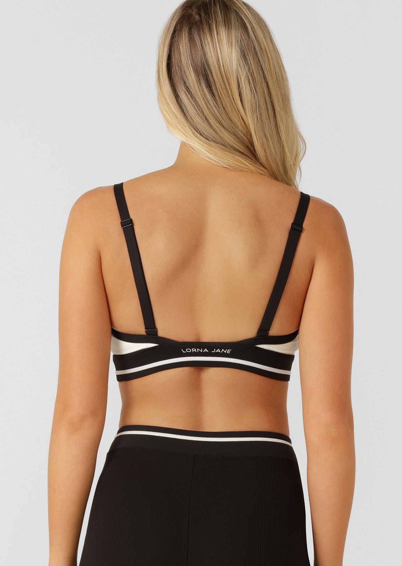 Lorna Jane Drift Sports Bra - Porcelain