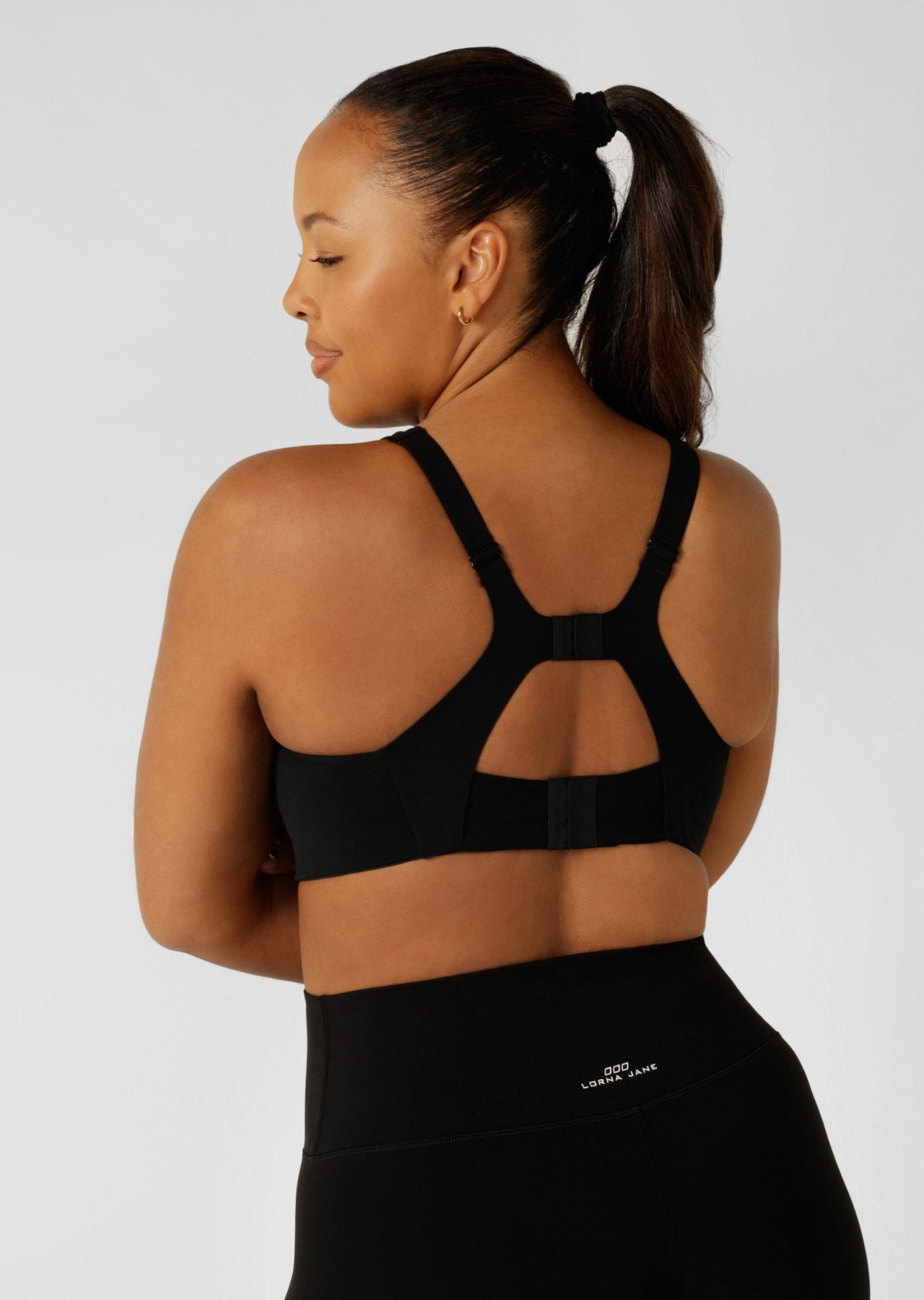 Lorna Jane Curve Control Moulded Sports Bra - Black