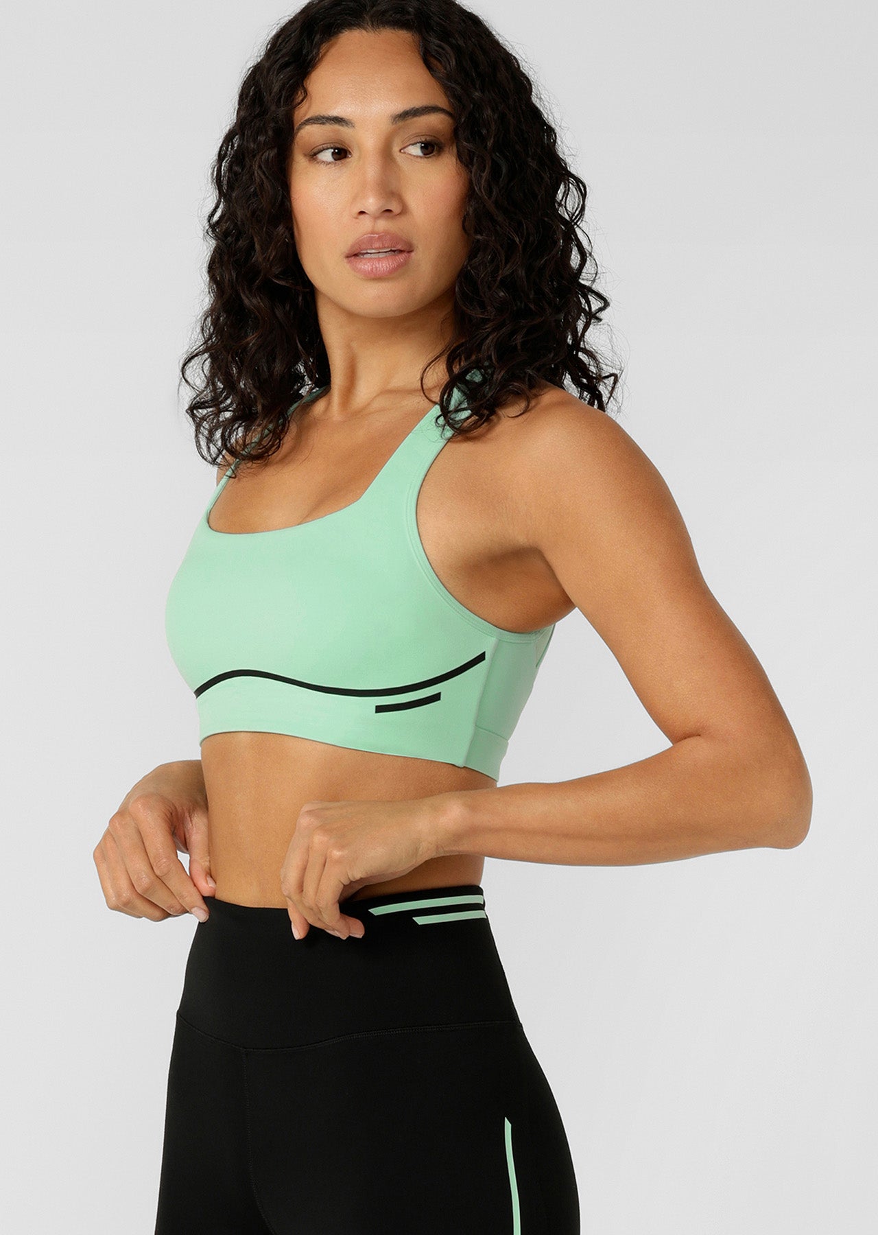 Lorna Jane Train Hard Sports Bra - Mint Cream