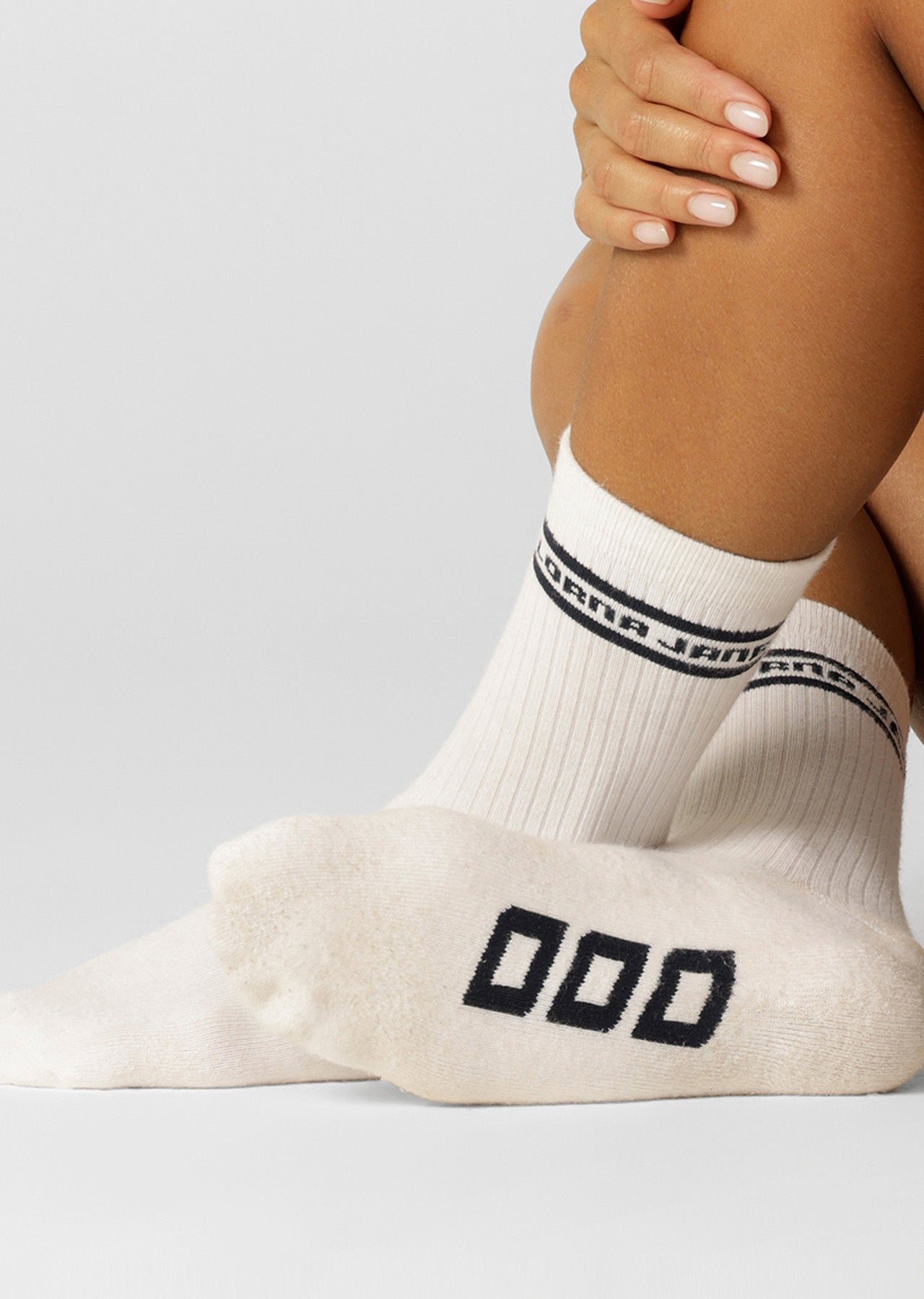 Lorna Jane Sporty Crew Socks - White/Black
