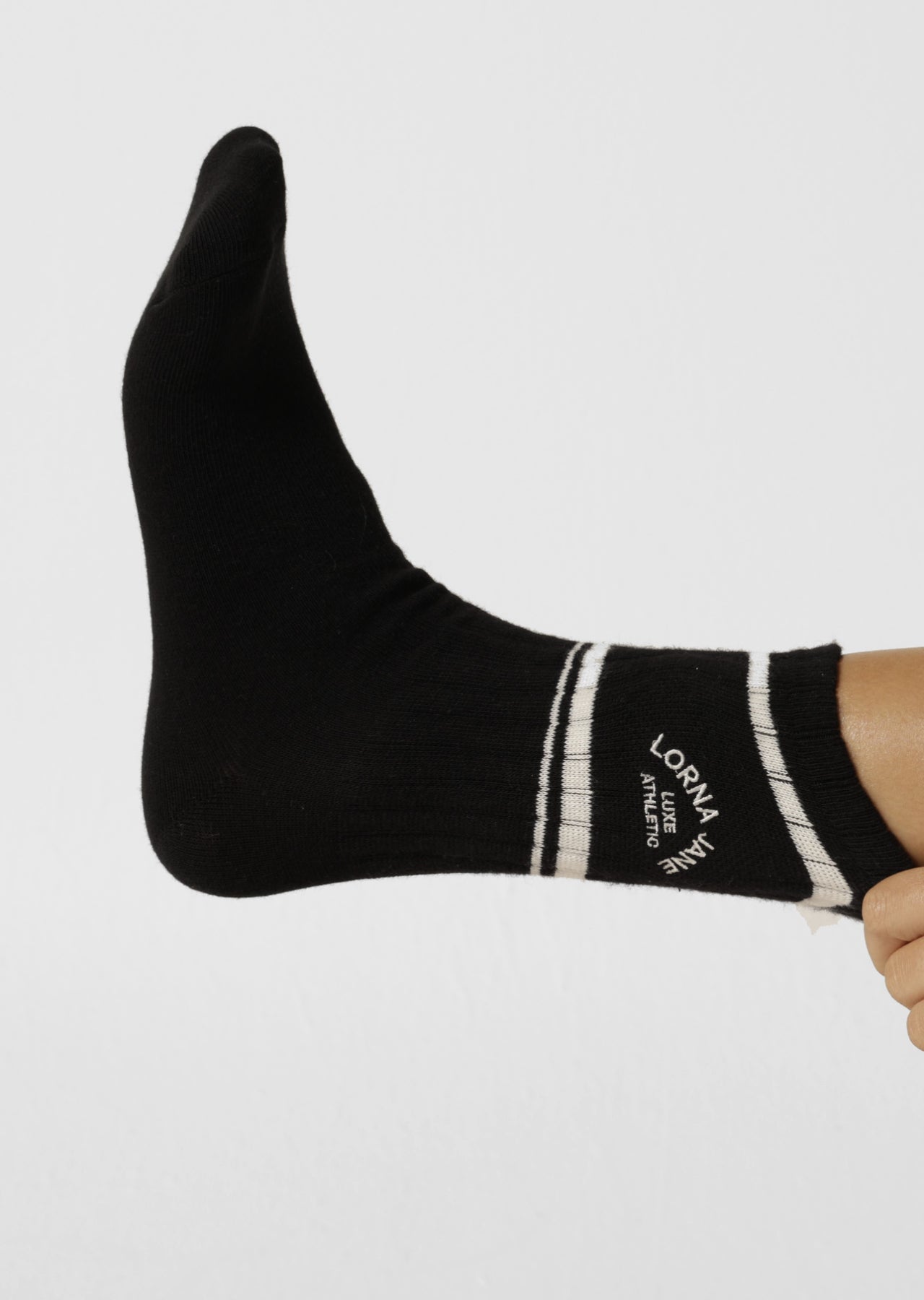 Lorna Jane Lotus Limited Edition Quarter Crew Socks - Black