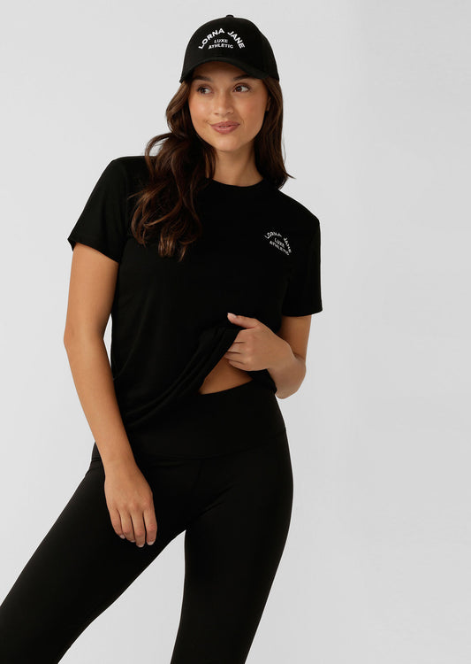 Lorna Jane Lotus Tee And Cap Kit - Black