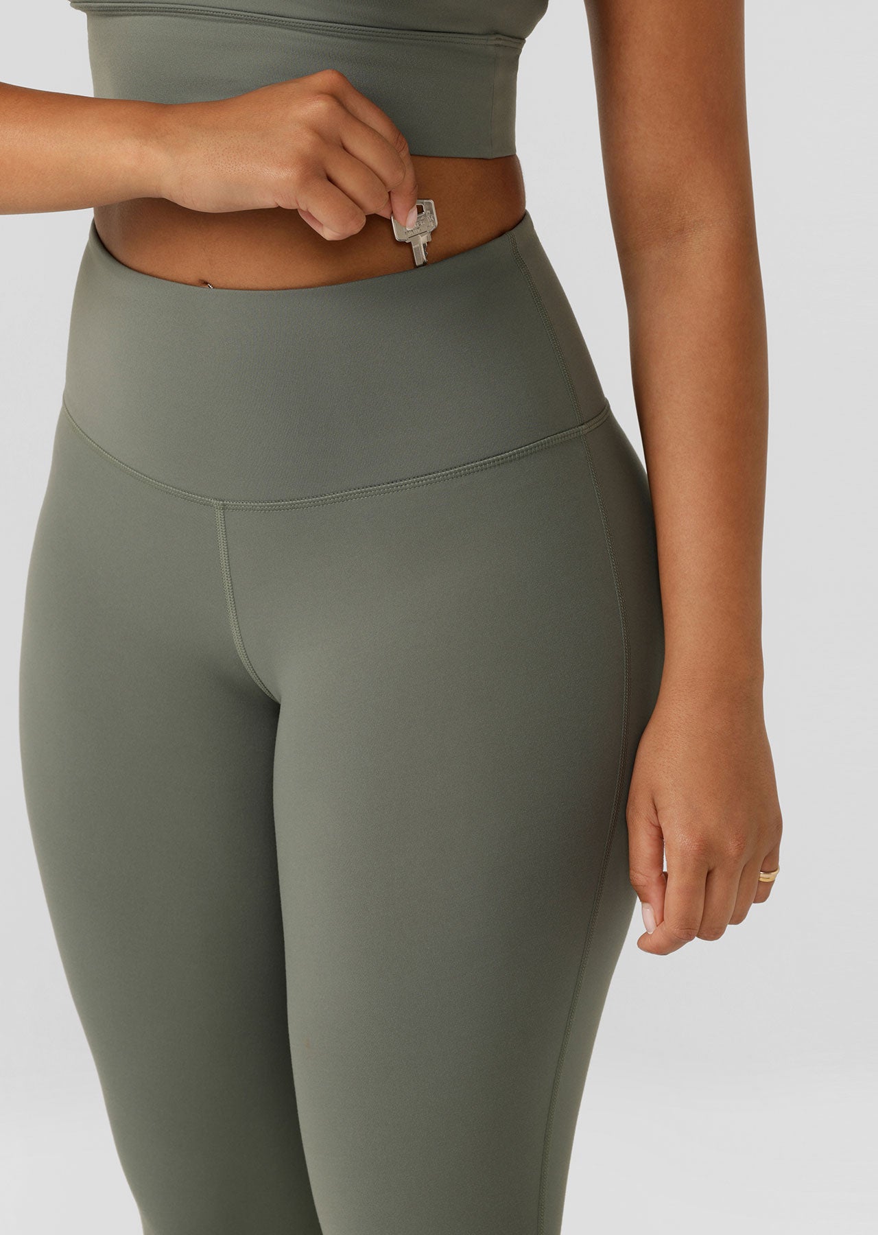 Lorna Jane Lotus No Chafe Ankle Biter Leggings - Dark Matcha