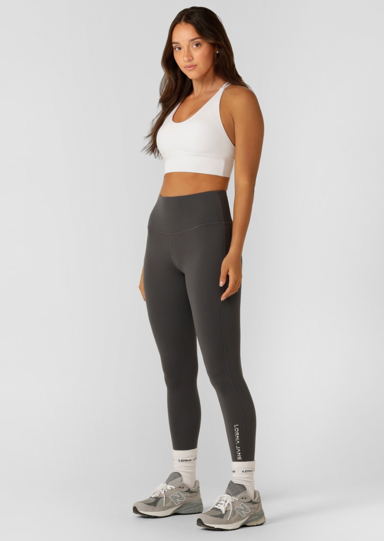 Lorna Jane Lotus No Chafe Ankle Biter Leggings - Titanium