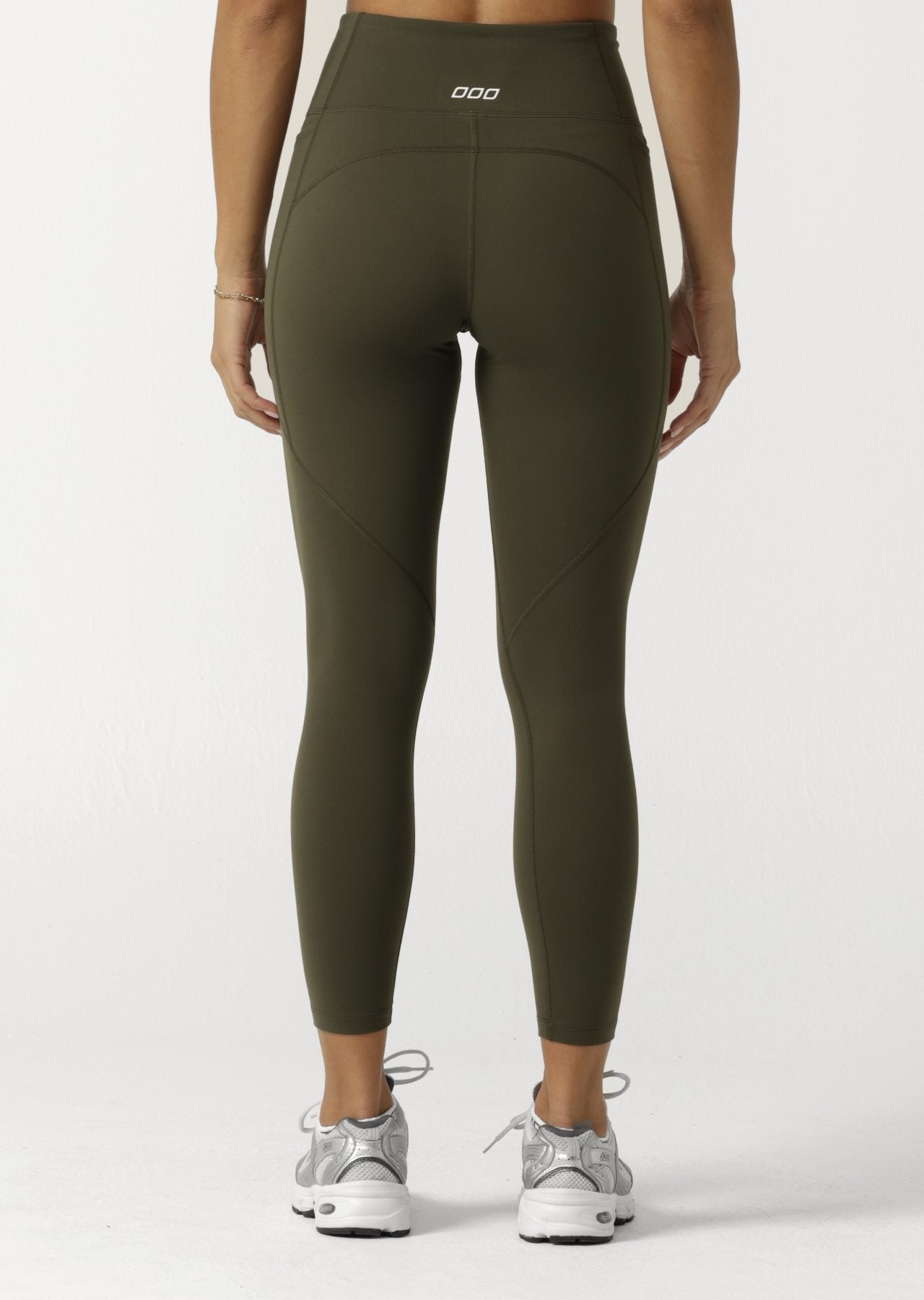 Lorna Jane Amy Thermal Phone Pocket Ankle Biter Leggings - Dark Luxury Green