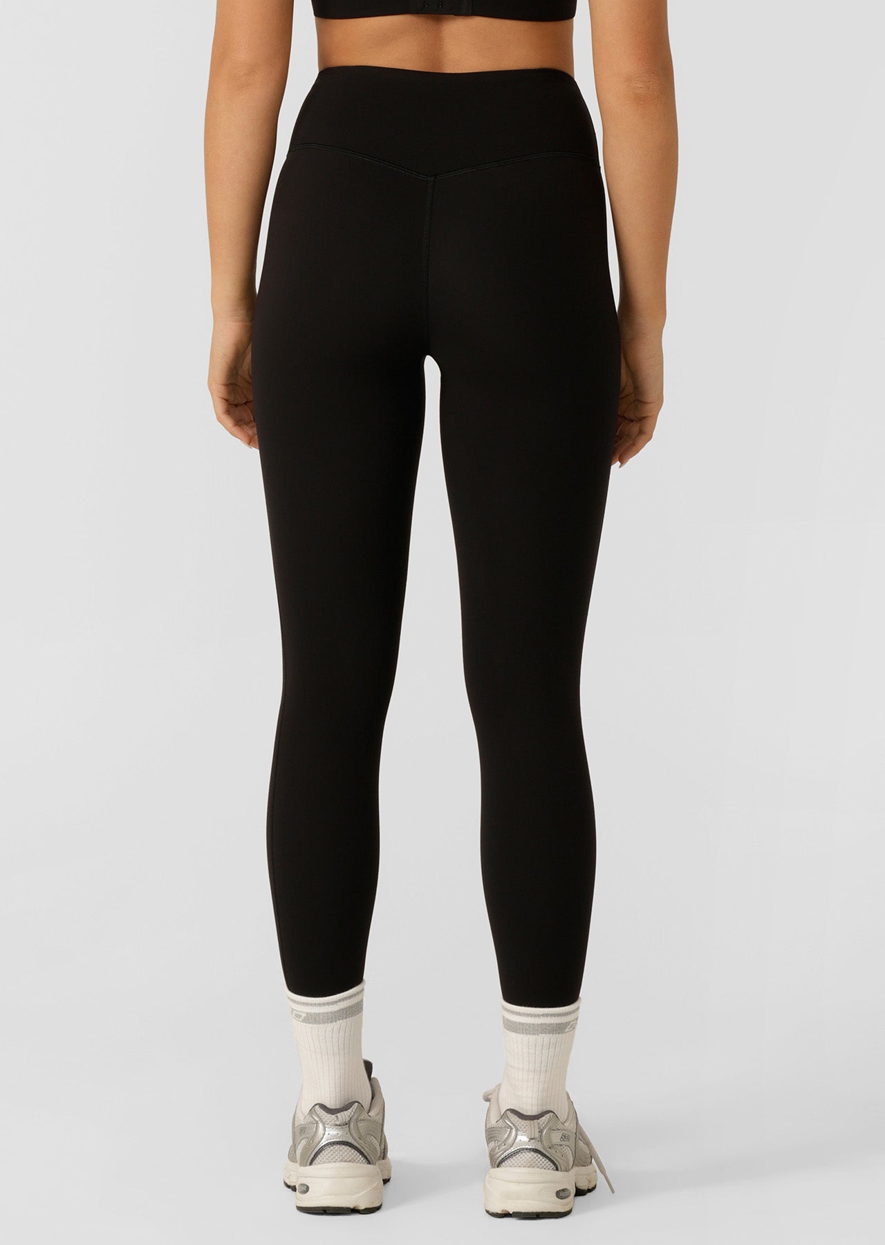 Lorna Jane Lotus No Chafe Phone Pocket Ankle Biter Leggings - Recycled Black