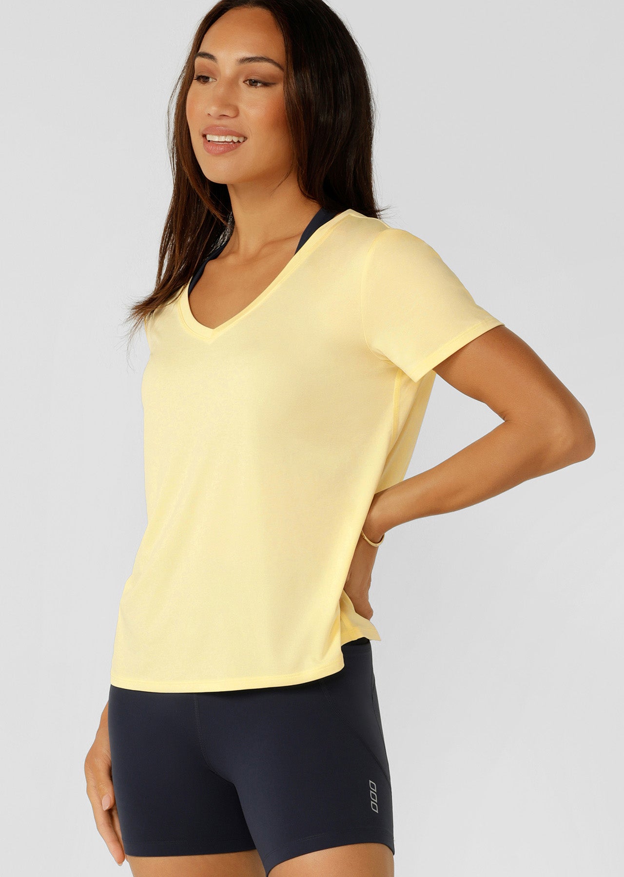 Lorna Jane Amy Dynamic Active V-Neck T-Shirt - Lemon Cream