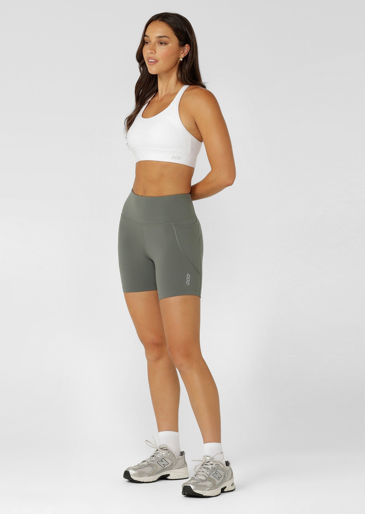 Lorna Jane Amy No Chafe Phone Pocket 14cm Bike Shorts - Agave Green