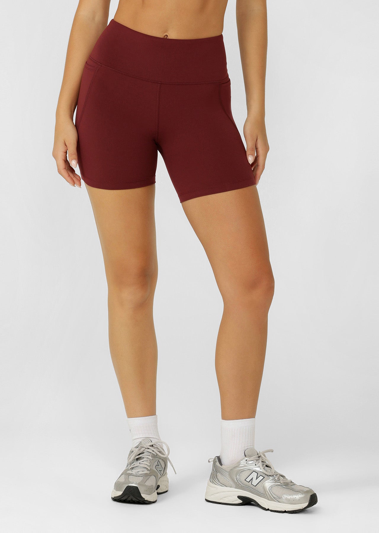 Lorna Jane Amy No Chafe Phone Pocket 14cm Bike Shorts - Cranberry