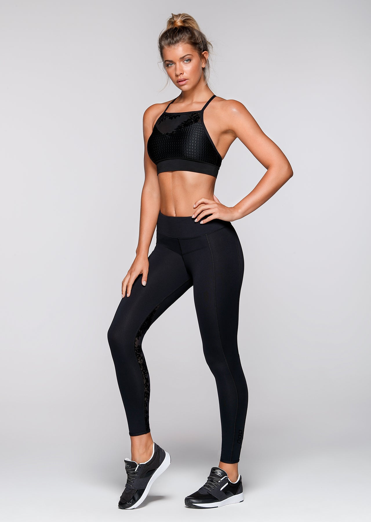 Lorna Jane Defined Sports Bra - Black
