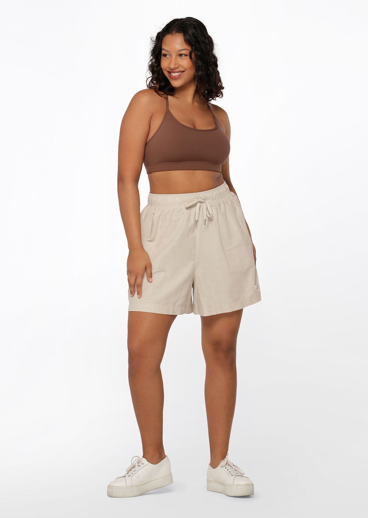 Lorna Jane Leisure In Linen Bermuda Shorts - Oyster