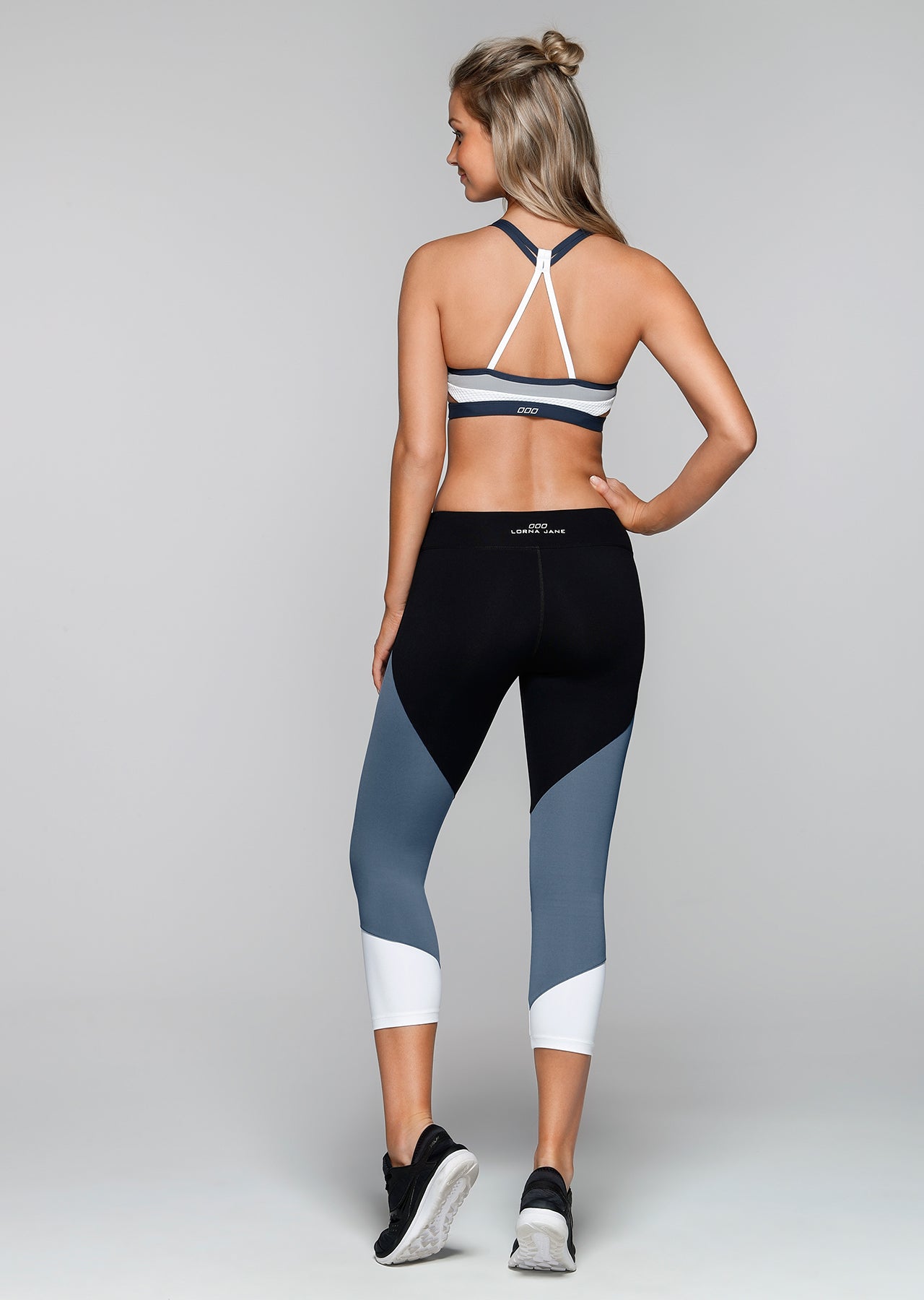 Lorna Jane No Limits 7/8 Tight - Black/Powder Grey