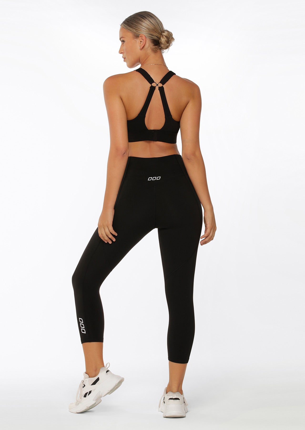 Lorna Jane THE ONE Sports Bra - Black